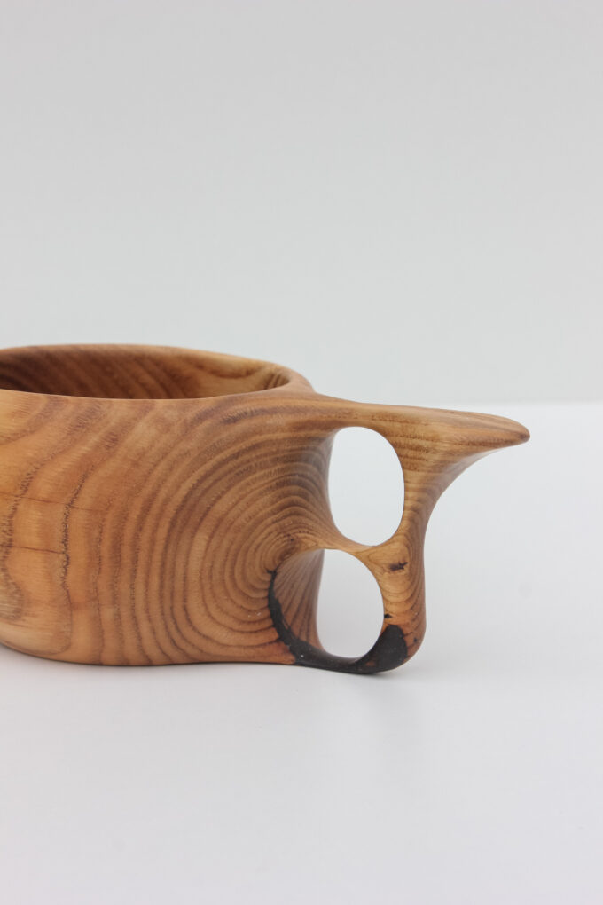 Kuksa - lesena skodelica iz hrasta