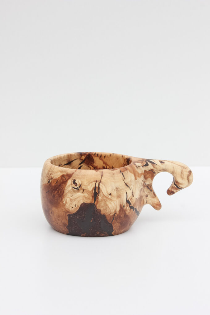 Unikatno darilo - ročno narejena lesena skodelica iz korenine oljke FORESTONE DESIGN