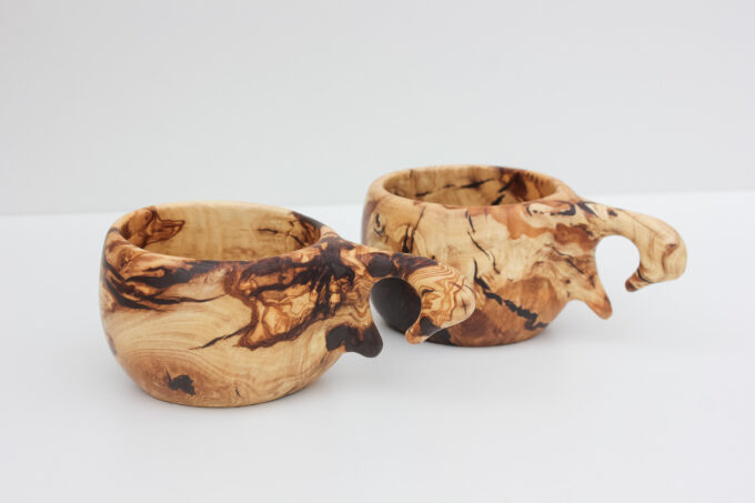 Kuksa - unikatna lesena skodelica iz dragocenega lesa oljke