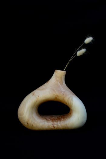 Ročno izdelana lesena vaza